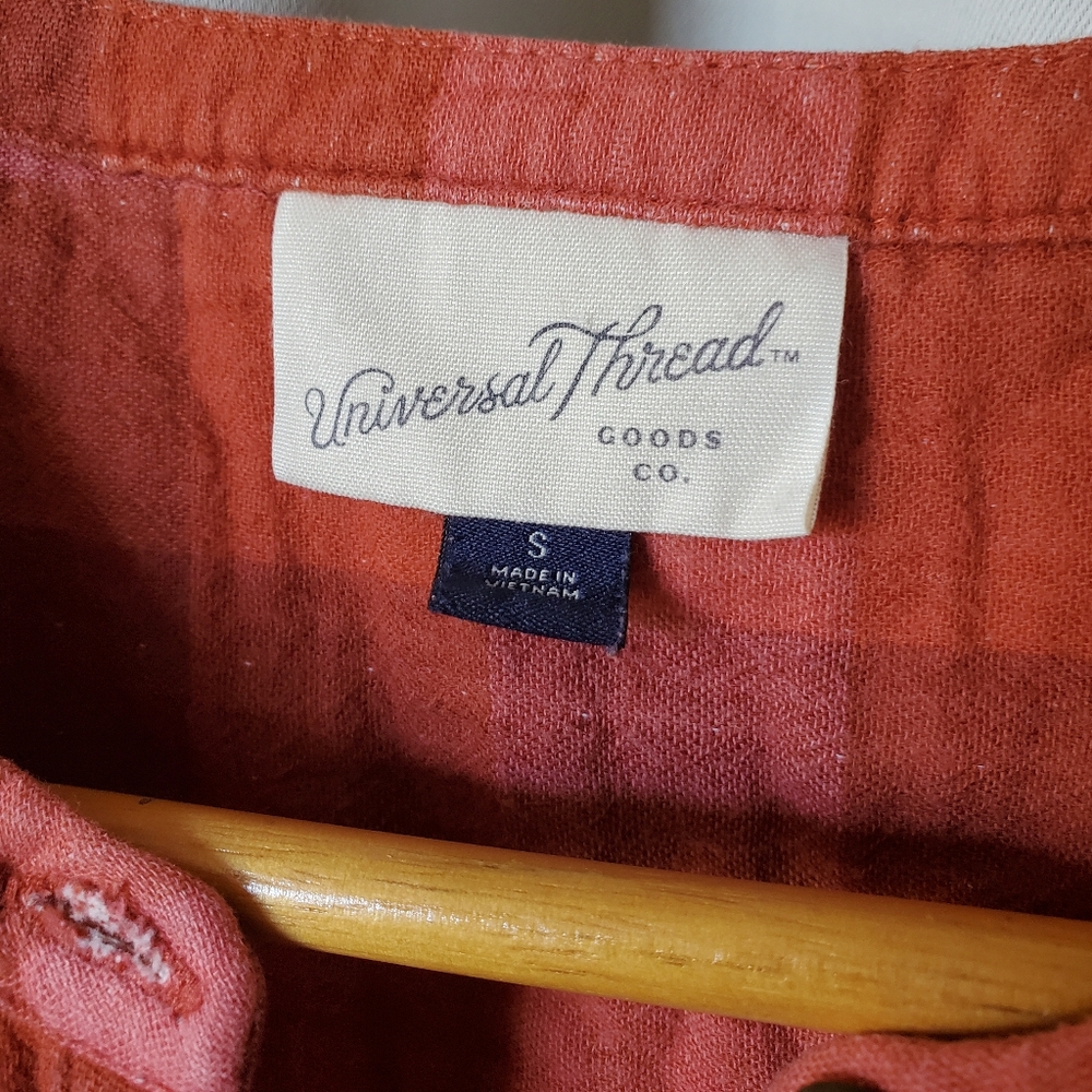 Universal Thread Top - Picture 3 of 6